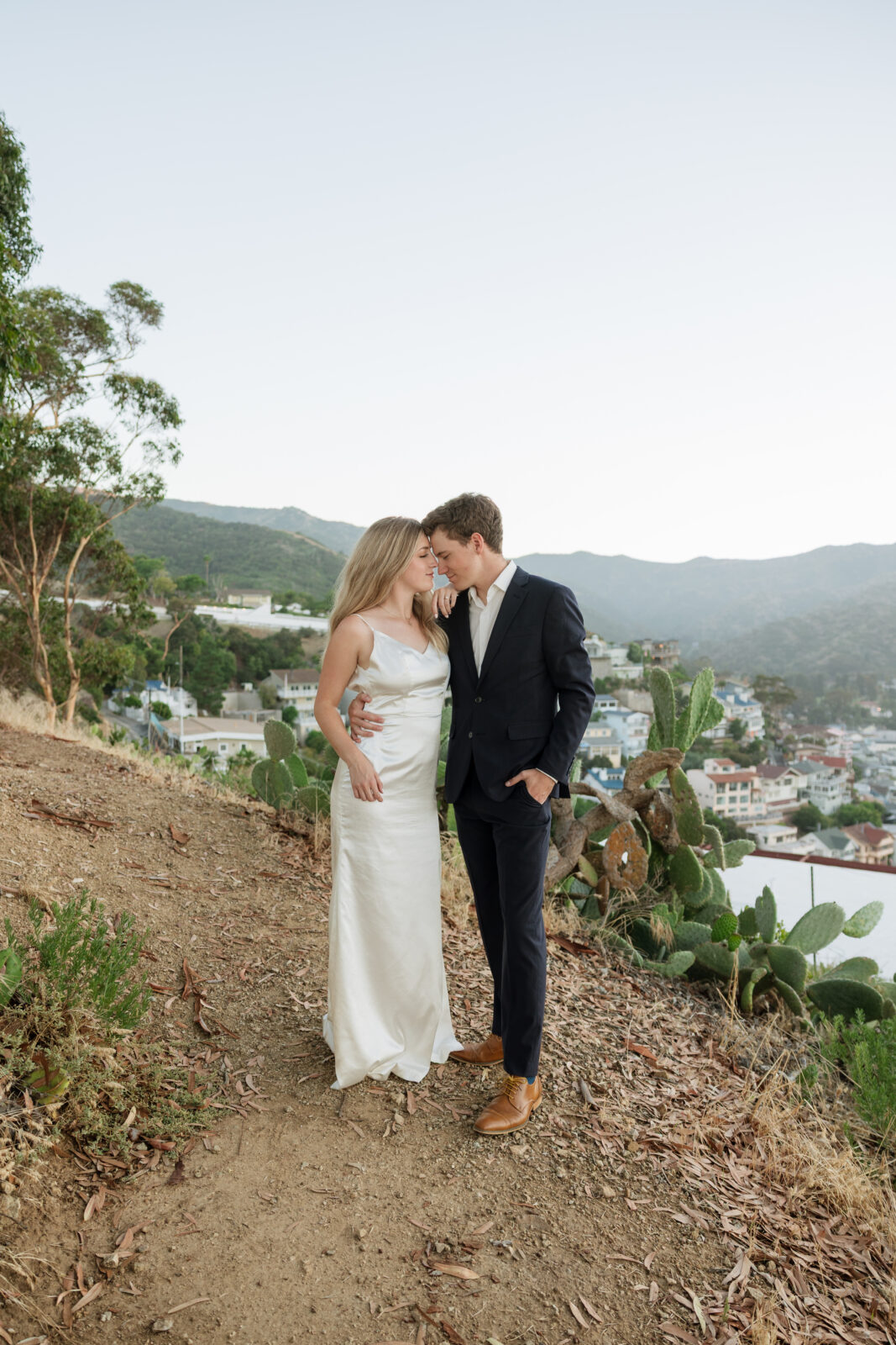 Catalina Island wedding bride and groom golden hour romantics